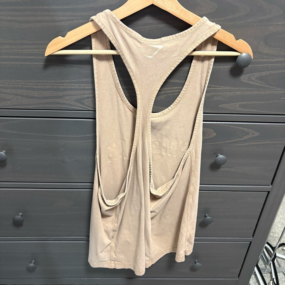Gymshark Tank - Picture 2 of 5
